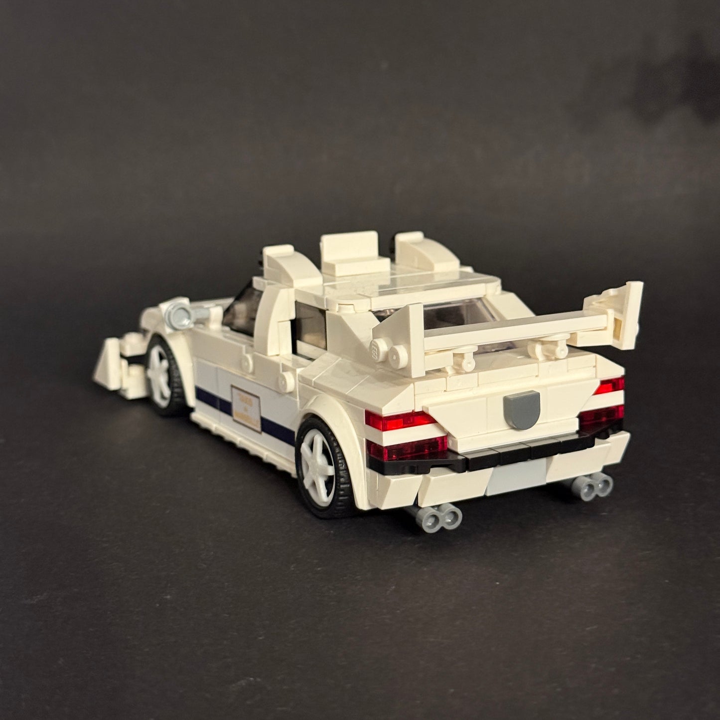 TT - Taxi from Marseille - white